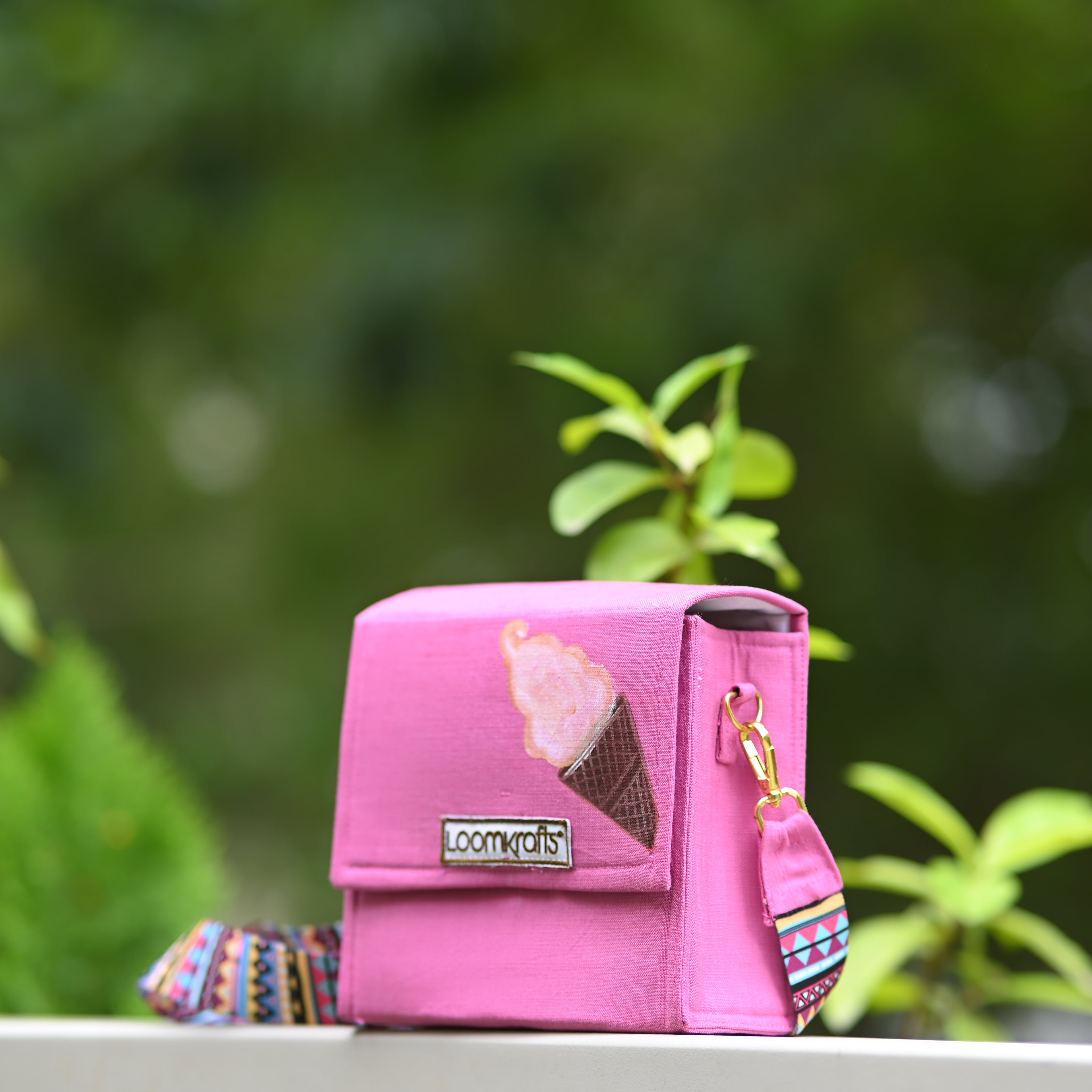 Loomkrafts Lovestruck Sling