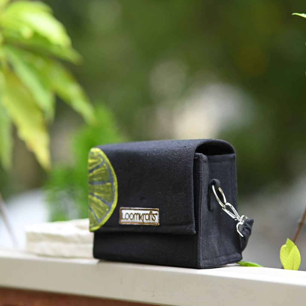 Loomkrafts Black Charm Sling