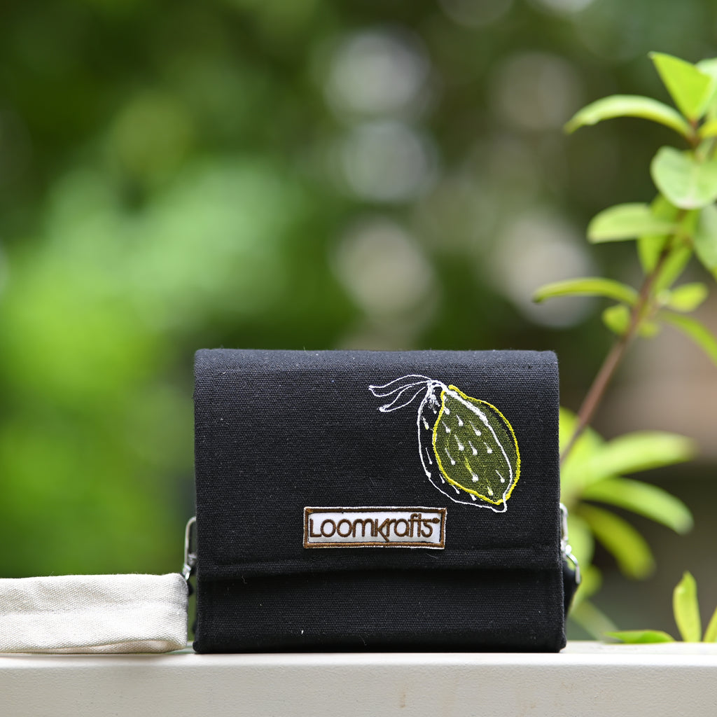 Loomkrafts Black Charm Sling