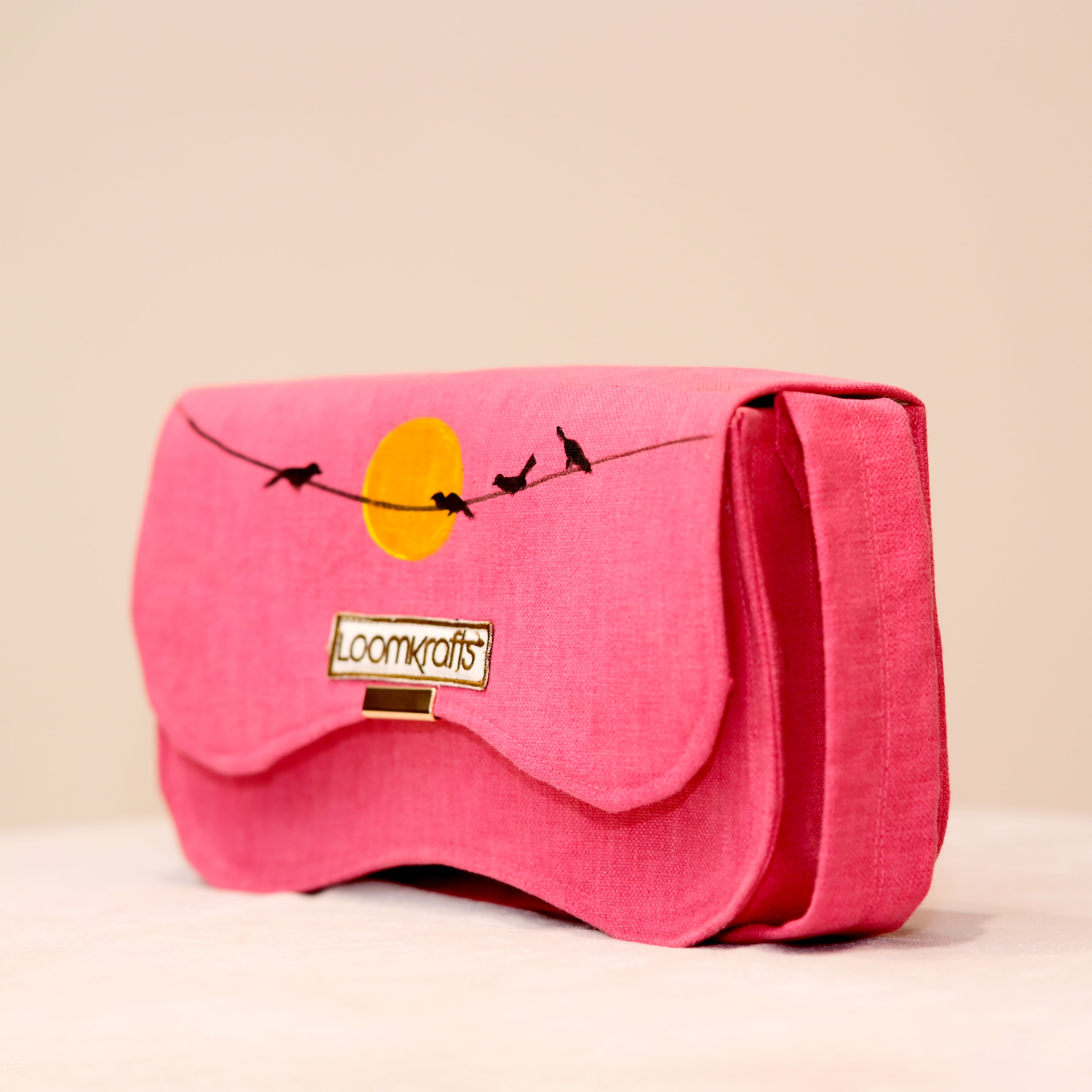 Birds of Freedom Curve Bag