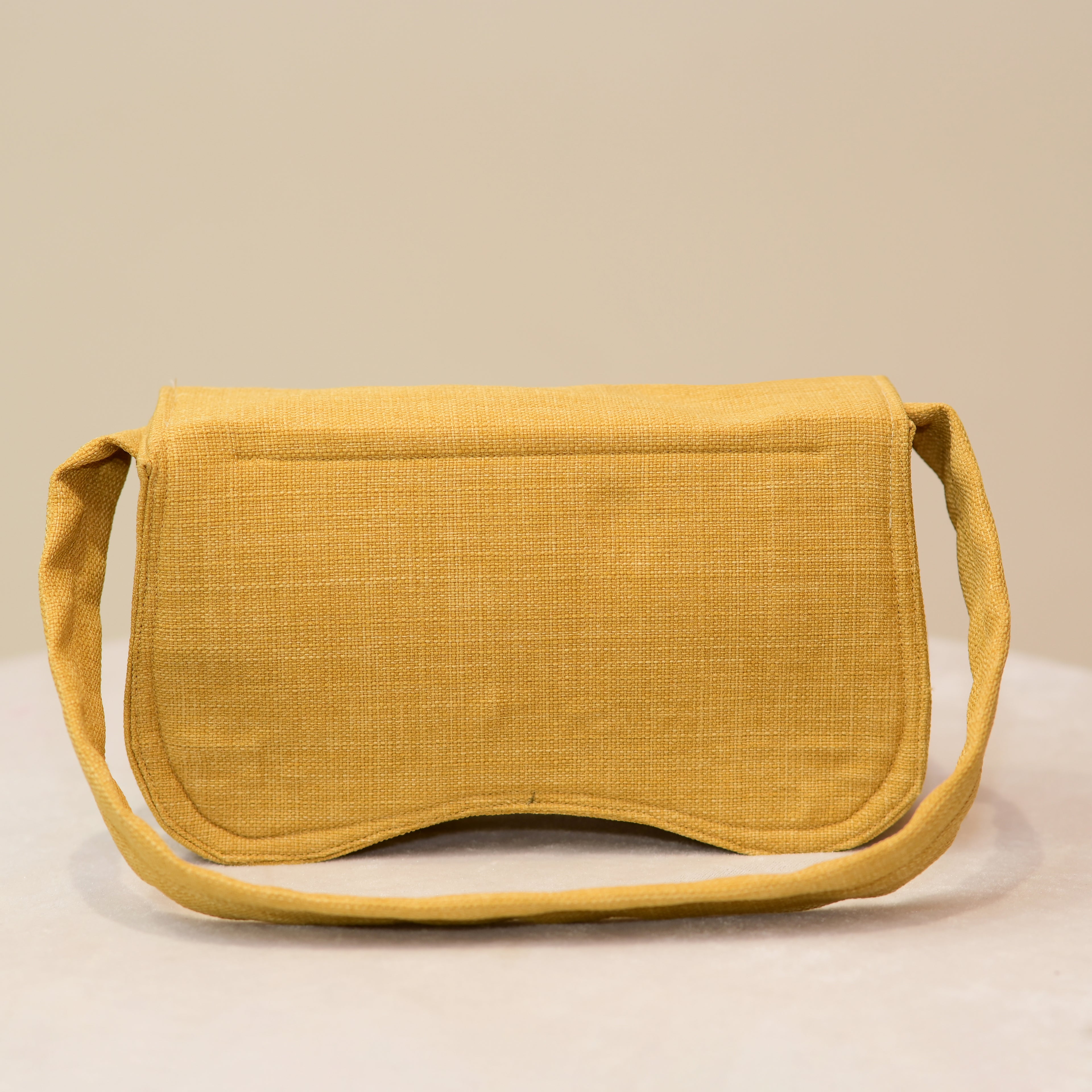 Birds of Freedom Curve Bag