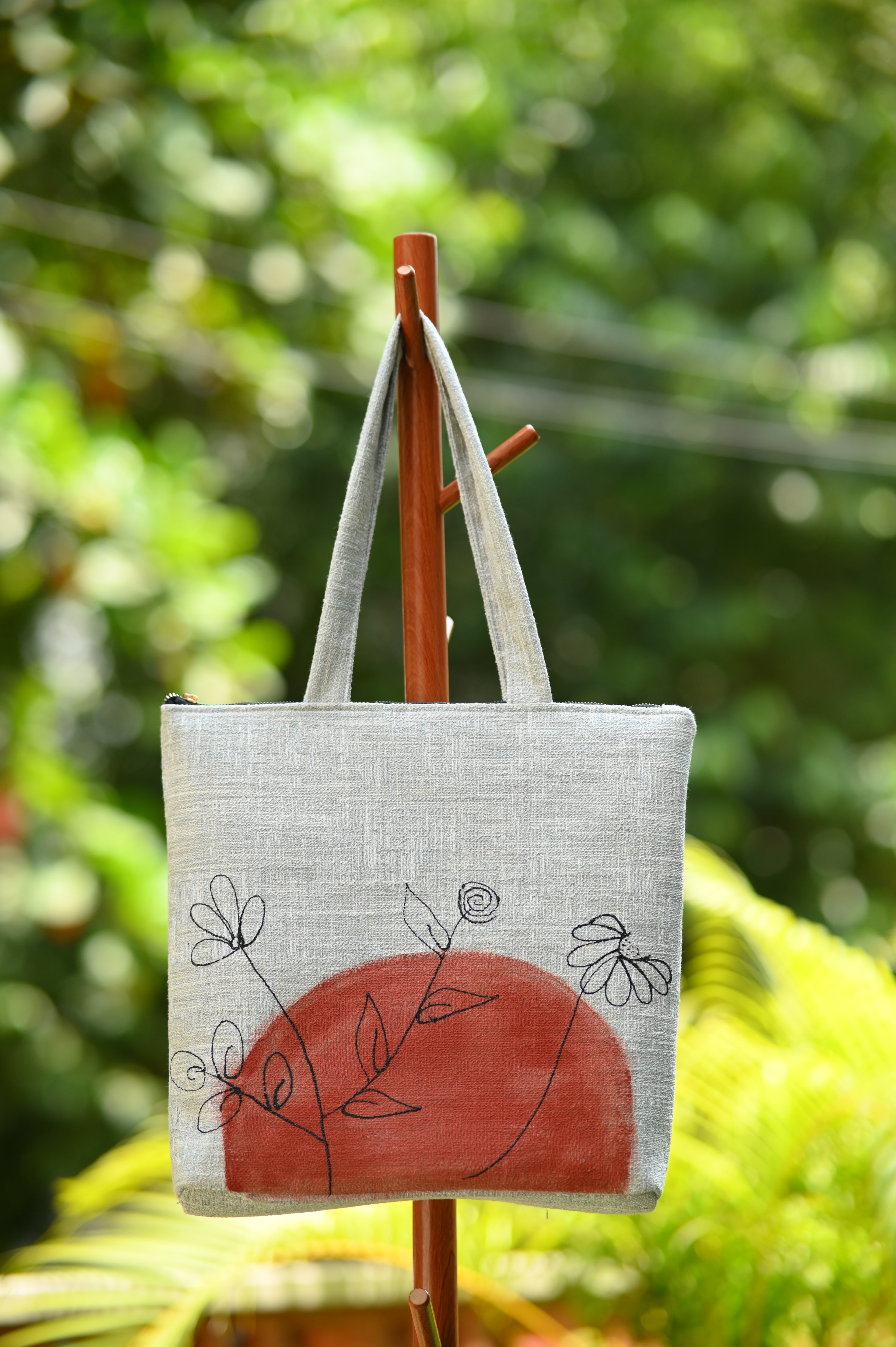 Simple tote bag