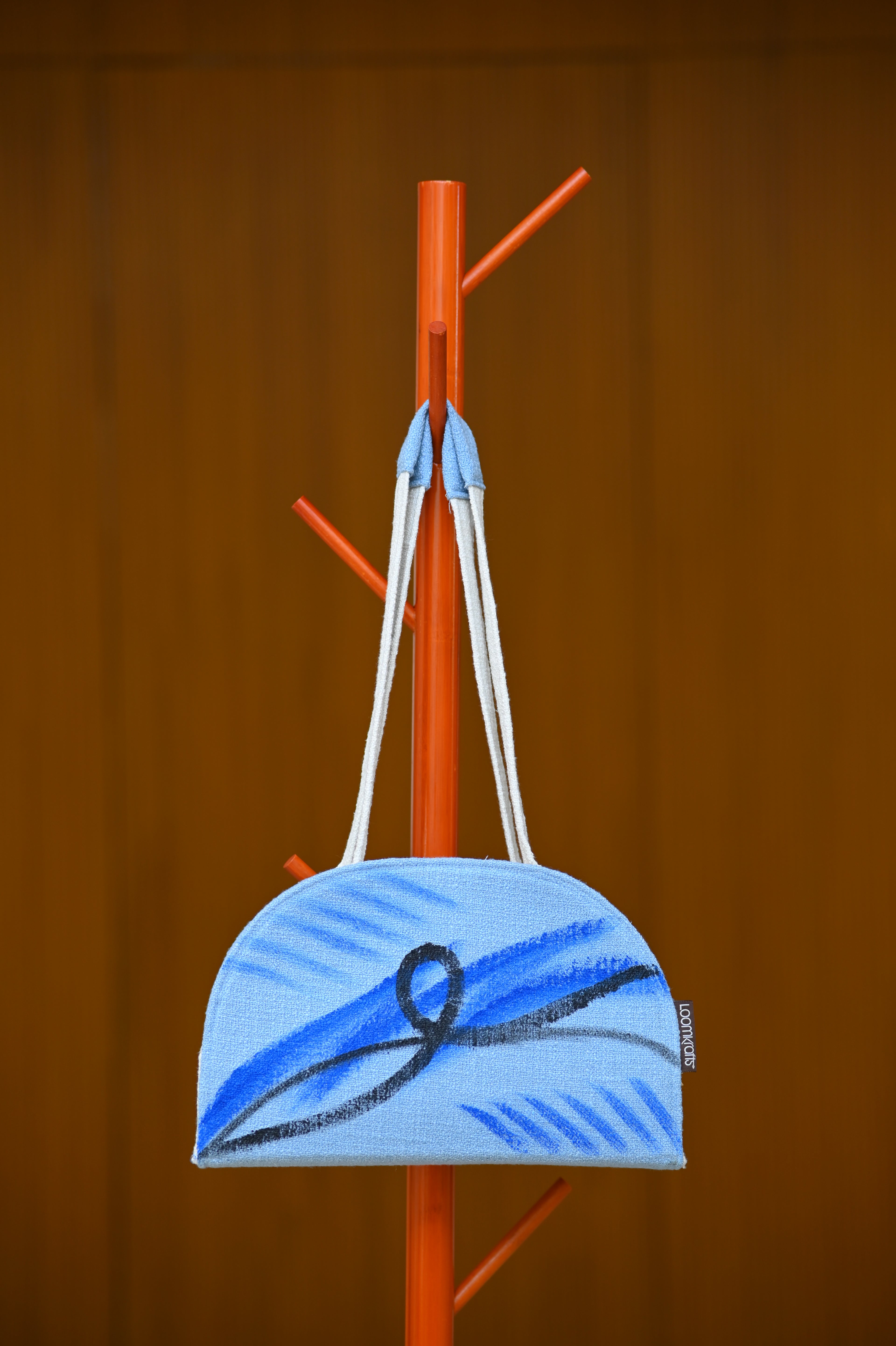 D shaped Bag