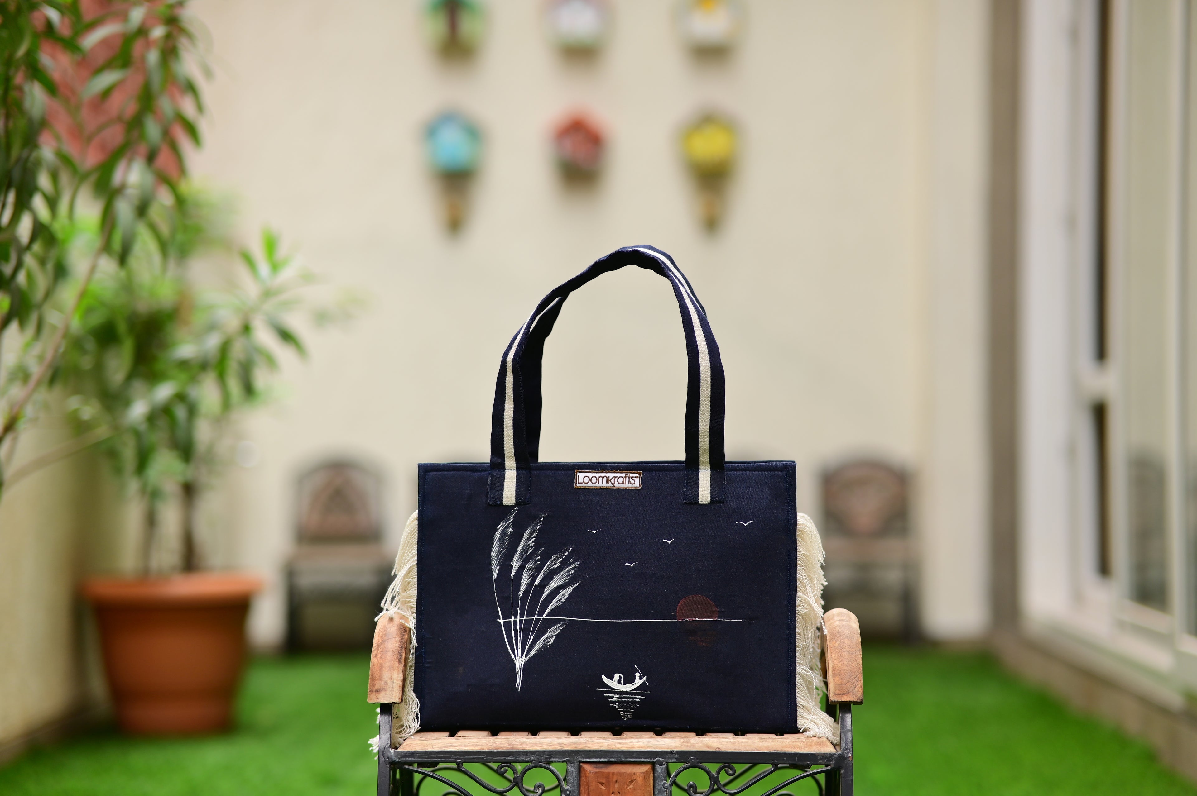 White Nature tote