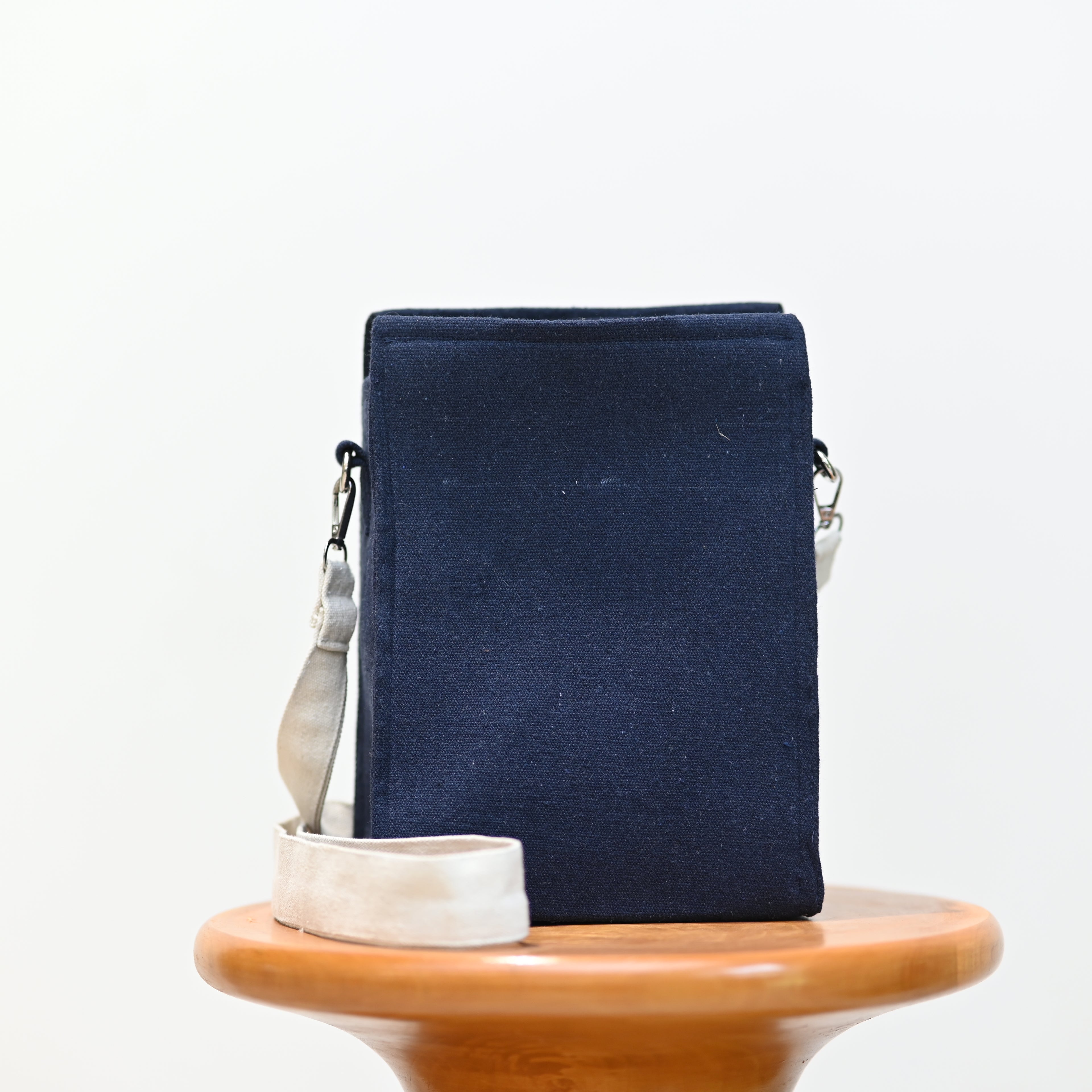 Metro sling crossbody Bag - Men