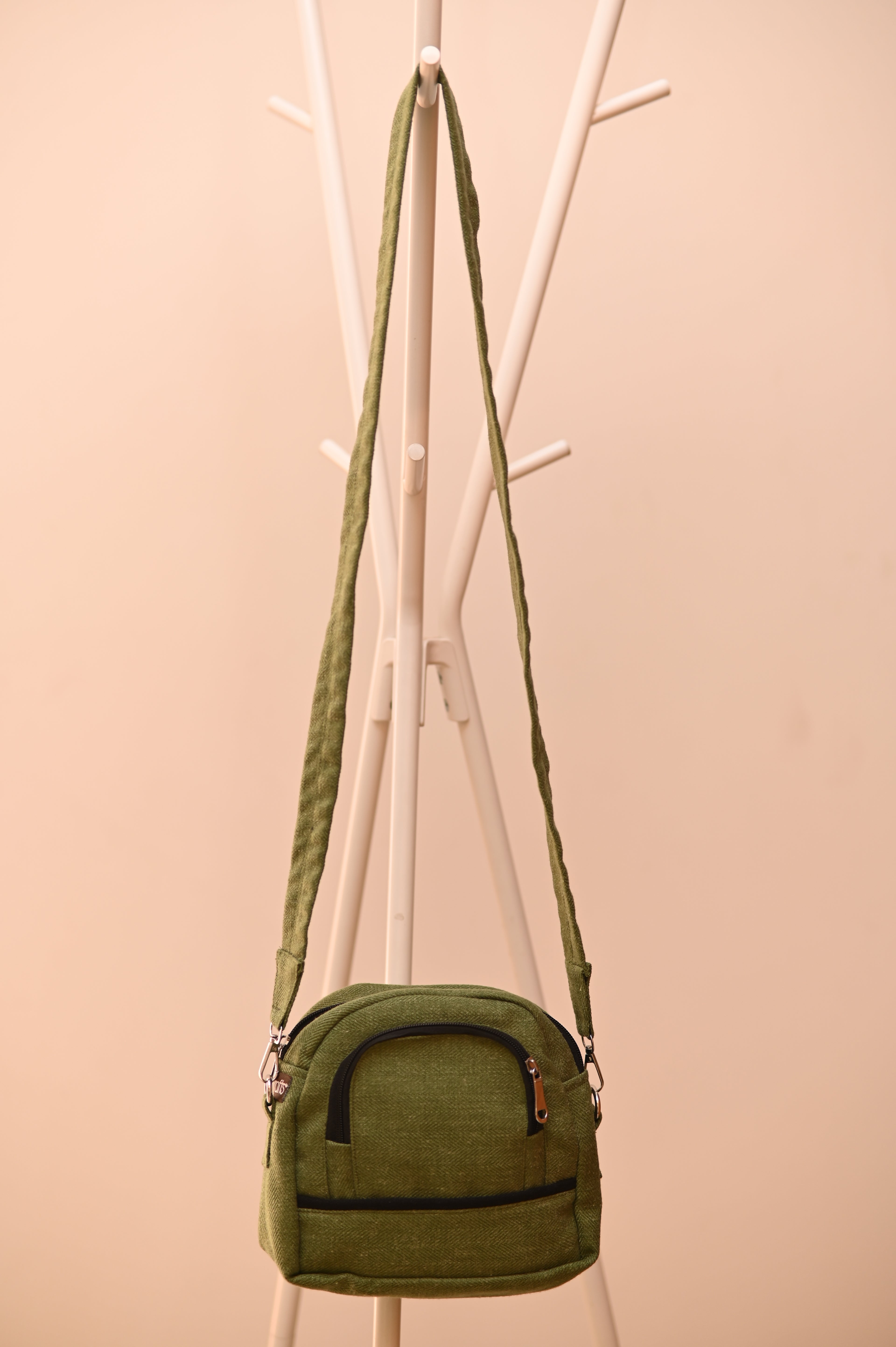 Daily Sling Crossbody Bag - Men