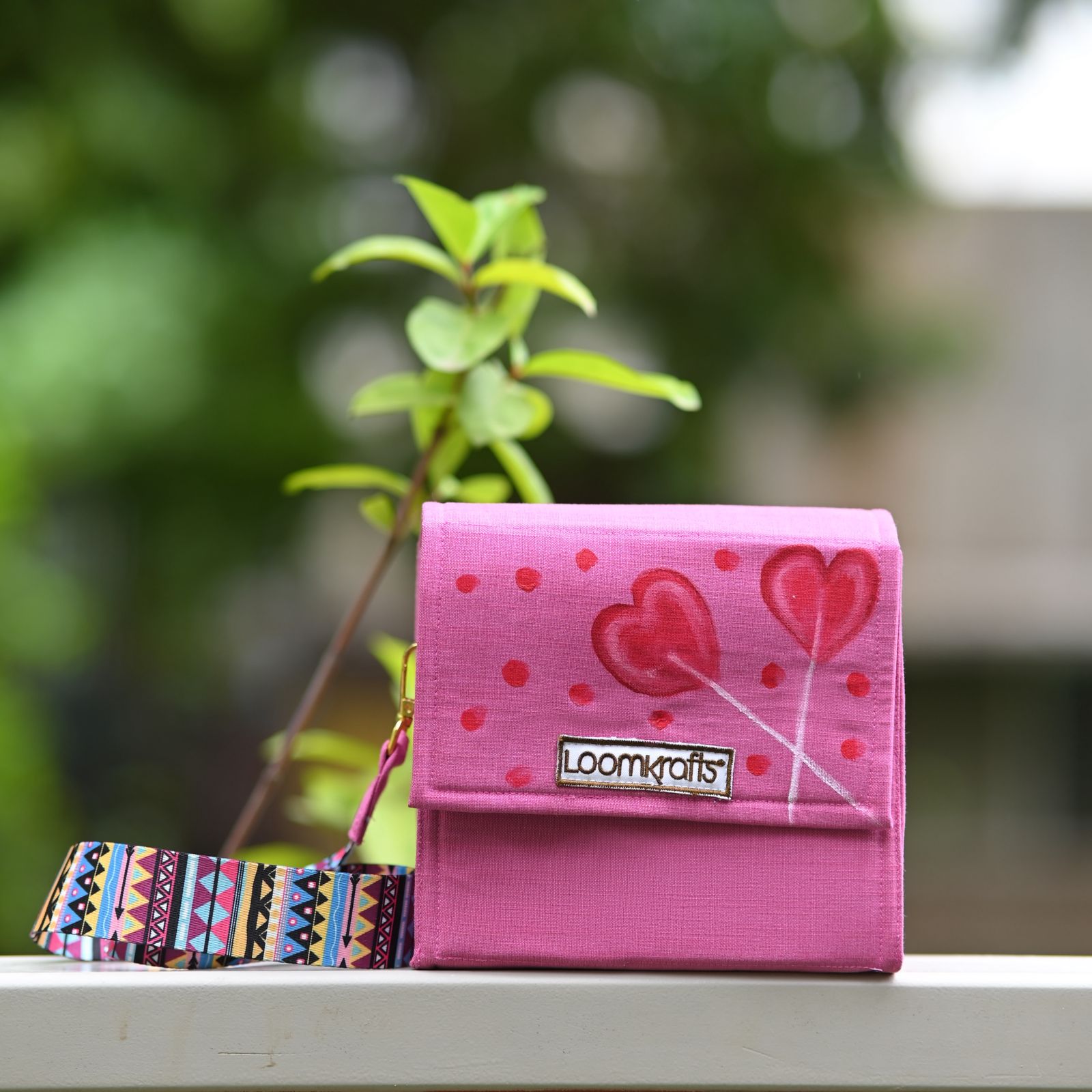 Loomkrafts Lovestruck Sling